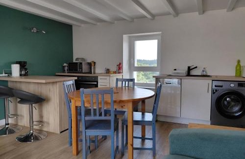 Ergue-Gaberic Apartment | Charmant petit T2 à proximité de Quimper