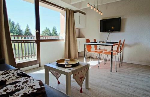 Chamrousse Apartment | Charmant studio cabine avec balcon, parking couvert, ascenseur – Chamrousse 1650 - FR-1-340-141