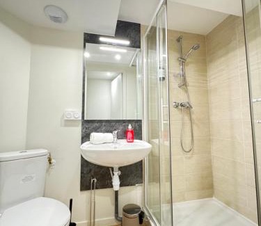 Riom Apartment | Charmant T1 Neuf à Riom au Cœur de la Ville !N4