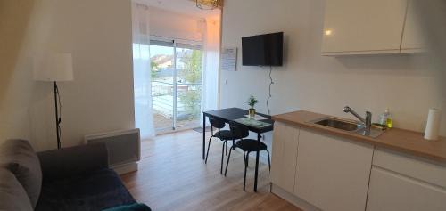 Tarbes Apartment | Charmant T2 avec grande terrasse quartier Jardin Massey