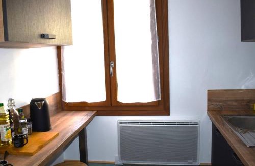 Font-Romeu-Odeillo-Via Apartment | Charmant T2 moderne avec garage, plein sud - 6 rue des Cytises, Font-Romeu-Odeillo-Via - FR-1-580-81