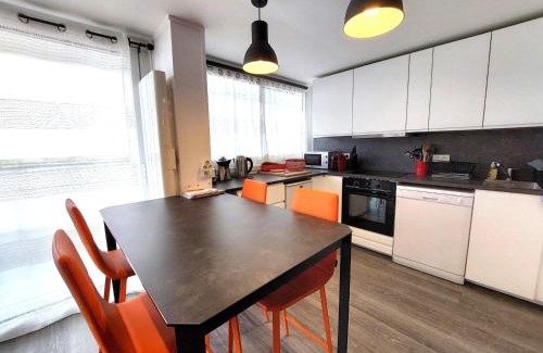 Pontaillac Apartment | Charmant T2 près de la plage à Pontaillac - FR-1-550-77