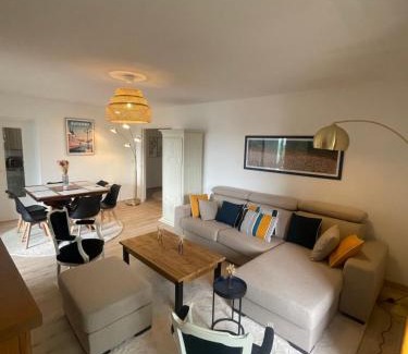 Bayonne Apartment | Charmant T3 - Arènes de Bayonne