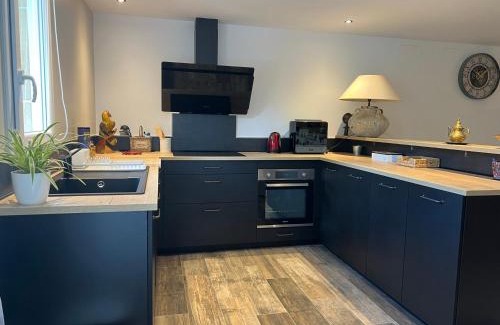 Ciboure Apartment | Charmant T3 avec piscine et parking dans maison basque - FR-1-239-927