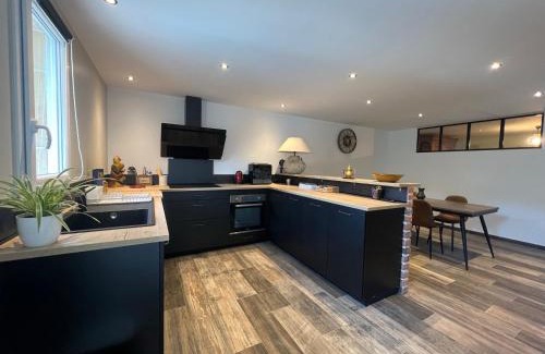 Ciboure Apartment | Charmant T3 avec piscine et parking dans maison basque - FR-1-239-927