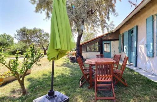 Arles House | Charmante maison en Camargue avec piscine partagée