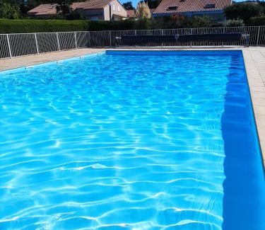 Saint-Michel-Chef-Chef House | Charmante maison de vacances, 4P, piscines, proche Gohaud