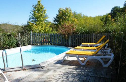 Le Buisson-de-Cadouin House | Charmante maison avec piscine partagée à Le Buisson-de-Cadouin