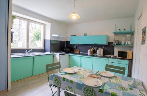 Ajat House | Charmante Maison 3 Chambres avec Jardin, Terrasse et Piscine aux Portes de Périgord - FR-1-616-285