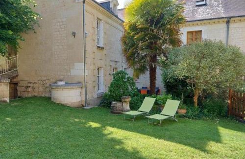 Seuilly House | Charmante maison avec jardin privé, cheminée et WIFI - FR-1-381-67