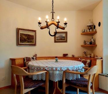Klosters-Serneus Apartment | Charmante Wohnung im Dorfkern