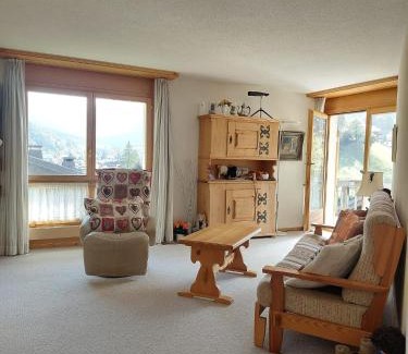 Klosters-Serneus Apartment | Charmante Wohnung im Dorfkern