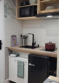 Saint-Aigulin Apartment | Charme et Nature, appartement cosy avec étang privé, au carrefour de 3 départements