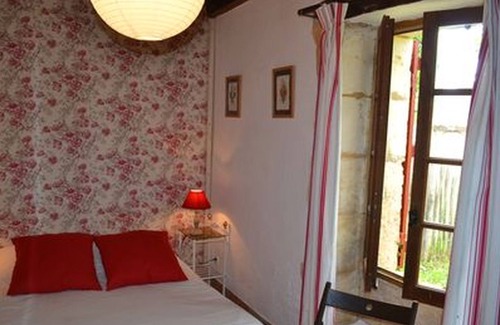 Saint-Felix-de-Villadeix House | Charming périgourdine, PRIVATIVE swimming pool, dog ok, Domaine de Lavernelle 200 hec.