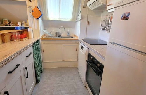 Saint-Michel-de-Chaillol Ski Chalet | Charming Chalet for 7 in Saint-Michel-de-Chaillol with South Balcony, Garden & Pet-Friendly