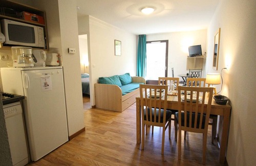 Bagneres-de-Luchon Apartment | Charming 1-bedroom with balcony, parking, near park