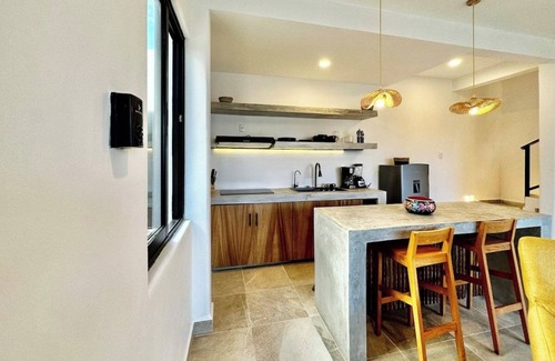 Brisas de Zicatela House | Charming 1-bedroom house Brisas de Zicatela with WiFi, AC, palapa,swimmingpool