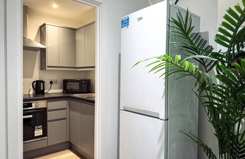 Maidstone Apartment | Charming 1-Bed Flat | Steps from Maidstone High St