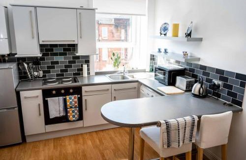 Glasgow Apartment | Charming 1-bed Southside Flat in Great Location
