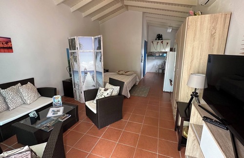Beacon Hill Apartment | Charming 1-bed Studio in Simpson Bay - Beacon Hill