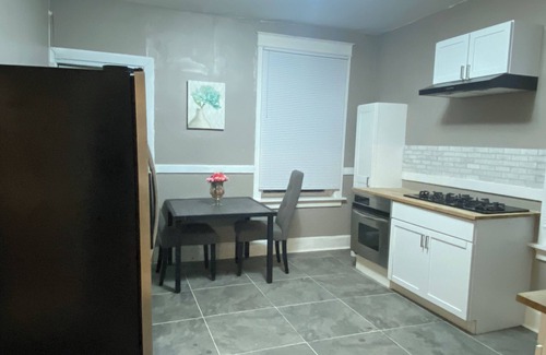 University City House | Charming 1-Bed 1-Bath townhome in University City with WiFi, AC