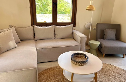 Megalos Prinos Cottage | Charming 1-bedroom cottage with beautiful views in enchanting Mikros Prinos