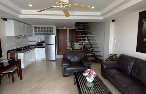 Patong Apartment | Charming 1-bedroom apartment in Patong with Private pool ,Jacuzzi and ocean view
