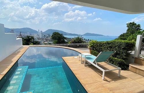 Patong Apartment | Charming 1-bedroom apartment in Patong with Private pool ,Jacuzzi and ocean view