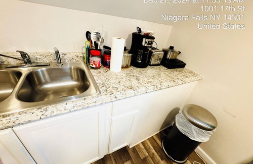 Niagara Falls House | Charming 1-bedroom house with AC, WiFi in lovely Niagara Falls, NY