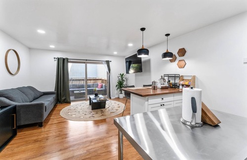 Cow Hollow House | Charming 1-bedroom house with AC and WiFi in superb San Francisco