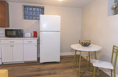 Roselawn Finance Apartment | Charming 1-bedroom apartment with WiFi, AC in enchanting Cincinnati