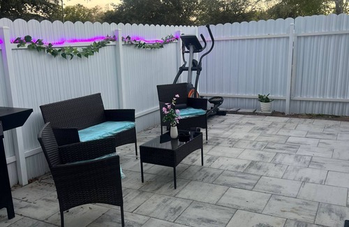 Olga Apartment | Charming 1-bedroom apartment with WiFi, fitness room in Fort Myers