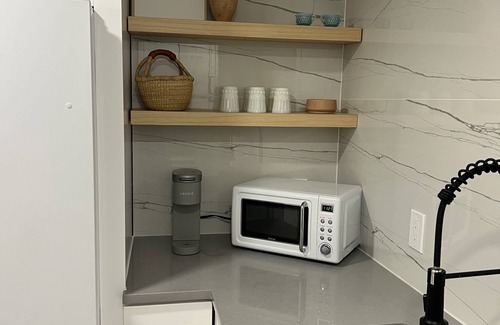 Applewood West Apartment | Charming 1-bedroom apartment in Golden with WiFi