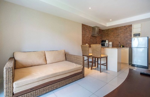 Kata Apartment | Charming 1-bedroom apartment with AC and WiFi in enchanting Karon