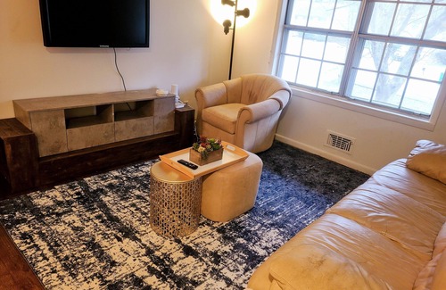 Norcross Bed & Breakfast | Charming 1-bedroom Bed and Breakfast with WiFi and AC in lovely Norcross