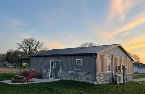 Steffenville Cottage | Charming 1-bedroom cottage in Lewistown!