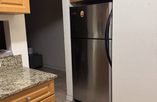 Ludlam Condo | Charming 1-bedroom condo with WiFi and AC in brilliant Miami
