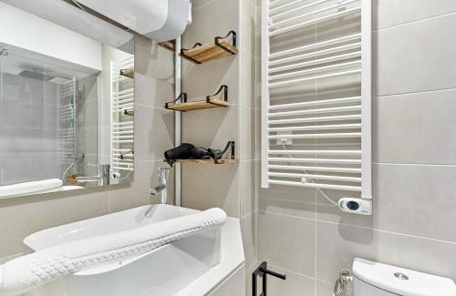 Marais Apartment | Charming 1 bedroom flat Coeur du Marais By Studio Prestige