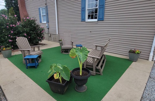 Bardstown House | Charming 1-bedroom house in enjoyable Bardstown with AC, WiFi