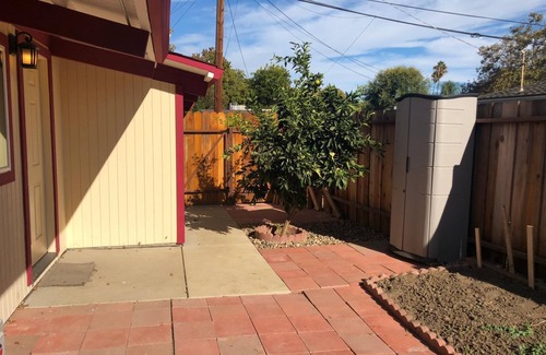 Concord House | Charming 1-bedroom house with WiFi, AC in serene Concord