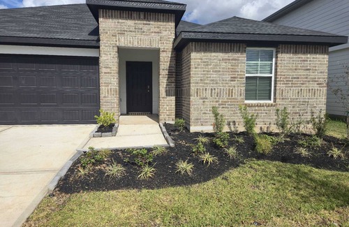 Rosenberg House | Charming 1-bedroom house in pleasant Richmond with WiFi, AC