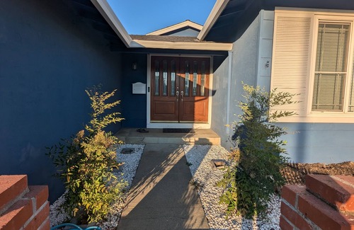 Union City House | Charming 1-bedroom in a house with WiFi in Union City