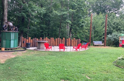 Saco House | Charming 1-bedroom in Saco with WiFi n laundry .this is for traveling nurses