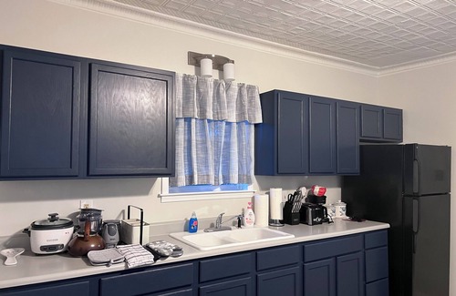 Syracuse House | Charming 1-bedroom in house with WiFi, AC in welcoming Syracuse