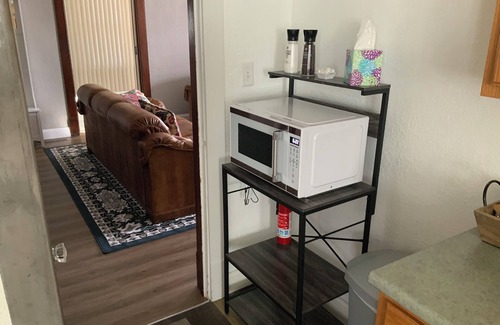 Dubuque Apartment | Charming, 1-bedroom, spacious duplex with sleeper sofa in delightful Dubuque.