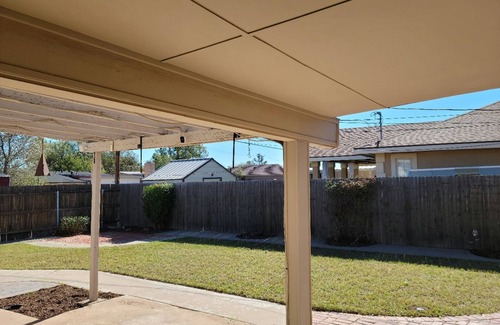 Odessa House | Charming 1-bedroom suite with AC, WiFi in marvelous Odessa