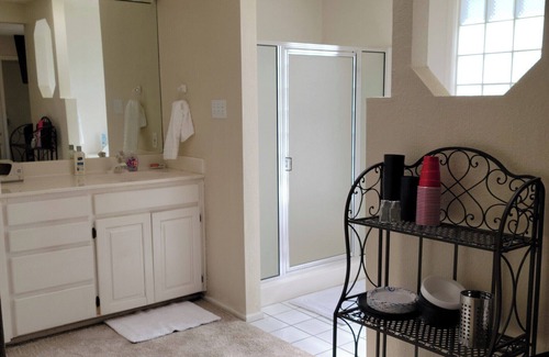 Odessa House | Charming 1-bedroom suite with AC, WiFi in marvelous Odessa