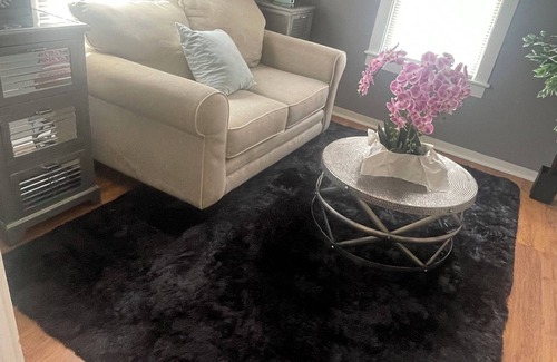 Midtown Apartment | Charming 1-bedroom apartment in fabulous San Antonio with AC