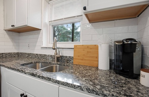 Takoma Park Apartment | Charming 1-bedroom apartment in Takoma Park with AC, WiFi