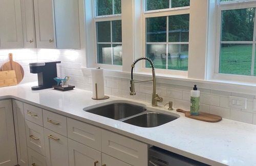 Thomasville Cottage | Charming 1-bedroom cottage in welcoming Thomasville with AC, WiFi